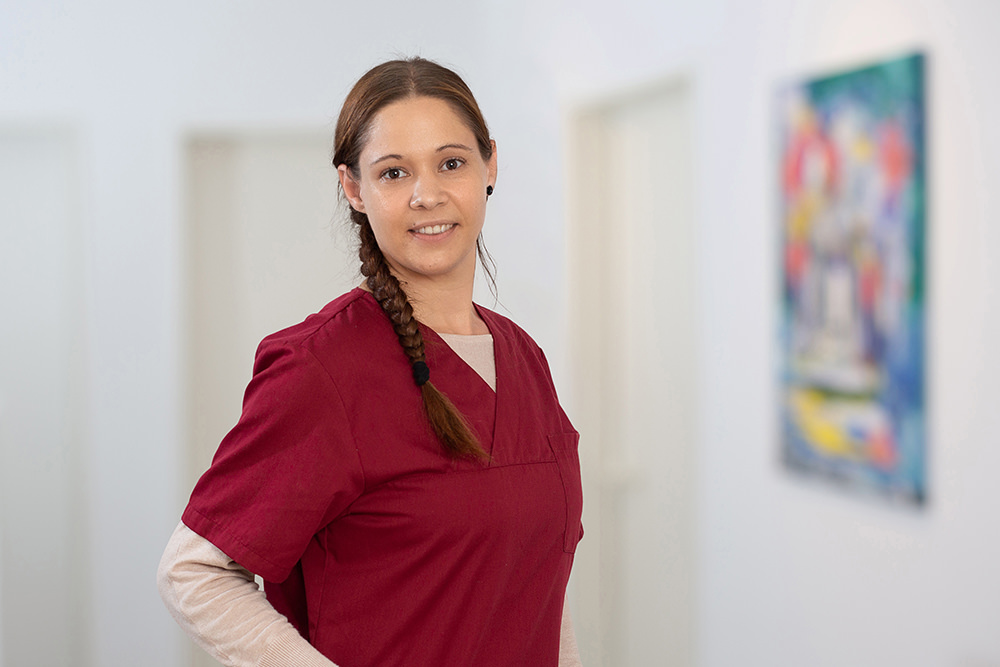 Frauenärztin Troisdorf – Dr. Bellinghausen – Team – Jennifer Weil-Lobsien Frauenärztin Troisdorf - Dr. Bellinghausen - Team - Jennifer Weil-Lobsien